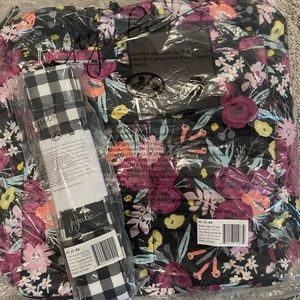 JuJuBe be light Black and Bloom with gingham strap. NWT